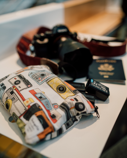 Hollywood Travel Pouch from California